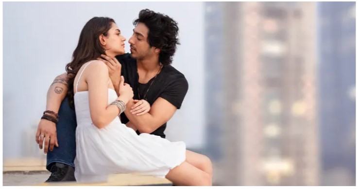 Saiyaara ने मचाया तहलका – डेब्यू फिल्म की बंपर ओपनिंग