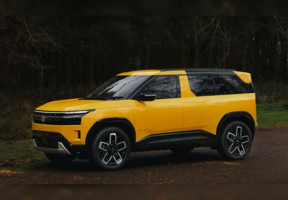 “Tata Sierra 2025 electric SUV front view with LED light bar and modern muscular design.”