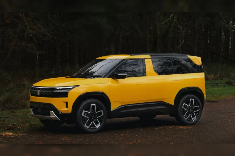 “Tata Sierra 2025 electric SUV front view with LED light bar and modern muscular design.”