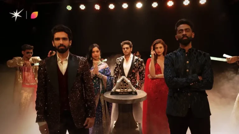 “Bigg Boss 19 Grand Finale top 5 finalists Amaal Mallik, Gaurav Khanna, Tanya Mittal, Farhana Bhatt and Pranit More with Salman Khan.”