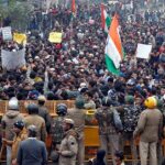 "CJP संसद चलो प्रोटेस्ट ब्लॉग थंबनेल — दिल्ली जंतर मंतर पर प्रदर्शनकारियों की भीड़ का चित्रण, हेडलाइन: छात्रों पर लाठीचार्ज और आंसू गैस, 20 जुलाई 2026"